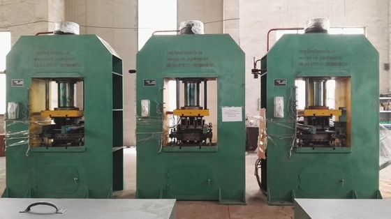 Machine automatique de presse hydraulique de tuile de toit avec le cylindre mobile